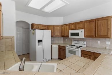 BEST BUY IN DESERT SPRINGS! GOLF COURSE COMMUNITY UNDER $300k!!! on Mojave Resort Golf Club in Nevada - for sale on GolfHomes.com, golf home, golf lot