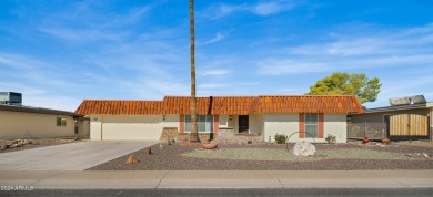 Charming Home with Flexible Living Spaces on a Spacious Lot. 

 on Sun City-Willow Creek / Willow Brook  in Arizona - for sale on GolfHomes.com, golf home, golf lot