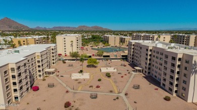 LOCATION!! 2 bed/1 bath condo in Old Town Scottsdale. Gorgeous on Scottsdale Shadows in Arizona - for sale on GolfHomes.com, golf home, golf lot