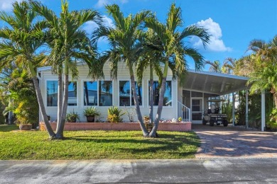 Lovely, Updated, 2/2 DW Mobile Home in Alameda Isles. Home on Boca Royale Golf and Country Club in Florida - for sale on GolfHomes.com, golf home, golf lot