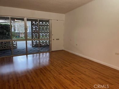 (Mutual 1-31-B)... Darling one bedroom, one bath cottage!  New on Leisure World Seal Beach Golf Course in California - for sale on GolfHomes.com, golf home, golf lot