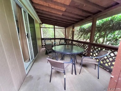 Waterfront community opportunity. This awesome 3 bed 2 bath home on Tanglewood Shores Golf Club in Virginia - for sale on GolfHomes.com, golf home, golf lot