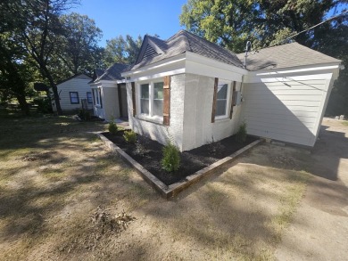 For Sale: Stunning 3-Bedroom, 2-Bathroom Home with Hidden Master on Pine Hill Golf Course in Tennessee - for sale on GolfHomes.com, golf home, golf lot