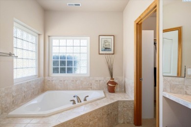 MLS# 283952 This lovely one owner home in Canyon Lakes has no on Canyon Lakes Golf Course in Washington - for sale on GolfHomes.com, golf home, golf lot