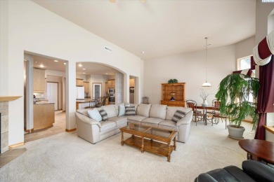 MLS# 283952 This lovely one owner home in Canyon Lakes has no on Canyon Lakes Golf Course in Washington - for sale on GolfHomes.com, golf home, golf lot