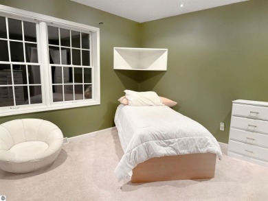 Beautiful 4-5 Bedroom Home on Lakewood on the Green Golf Course on  in Michigan - for sale on GolfHomes.com, golf home, golf lot