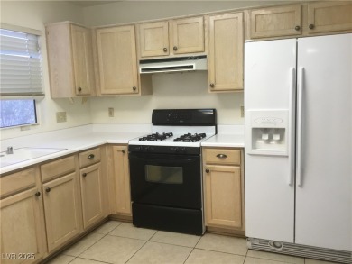 Cozy 2 bedroom , 2 bathroom , single family home, in one of the on Highland Falls Golf Club in Nevada - for sale on GolfHomes.com, golf home, golf lot