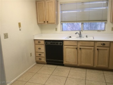 Cozy 2 bedroom , 2 bathroom , single family home, in one of the on Highland Falls Golf Club in Nevada - for sale on GolfHomes.com, golf home, golf lot