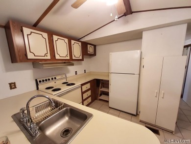 Comfy home in a water front community with lake access. This 2 on River Ridge Golf Club in Virginia - for sale on GolfHomes.com, golf home, golf lot