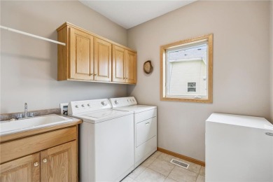 Beautifully maintained detached townhome located in the on The Ponds Golf Club in Minnesota - for sale on GolfHomes.com, golf home, golf lot