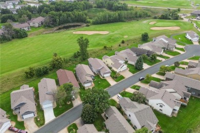 Beautifully maintained detached townhome located in the on The Ponds Golf Club in Minnesota - for sale on GolfHomes.com, golf home, golf lot