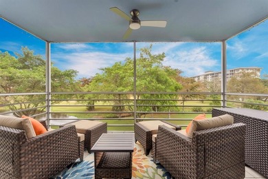 OPPORTUNITY IS KNOCKING & COMPETITIVELY PRICED TO SELL. This on Palm-Aire Country Club and Resort - The Oaks in Florida - for sale on GolfHomes.com, golf home, golf lot