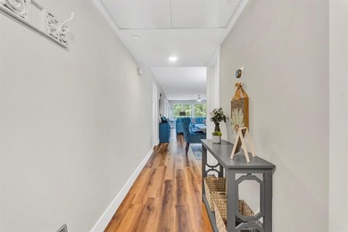 OPPORTUNITY IS KNOCKING & COMPETITIVELY PRICED TO SELL. This on Palm-Aire Country Club and Resort - The Oaks in Florida - for sale on GolfHomes.com, golf home, golf lot