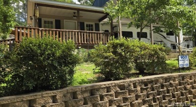 Beautifully maintained 2007 Forest River Cardinal 34' Fifth on River Ridge Golf Club in Virginia - for sale on GolfHomes.com, golf home, golf lot