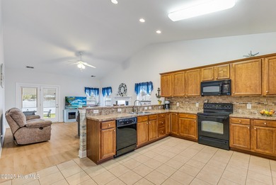 Motivated seller offering a great buy for this 3 bedroom, 2 bath on Long Bay Club in South Carolina - for sale on GolfHomes.com, golf home, golf lot