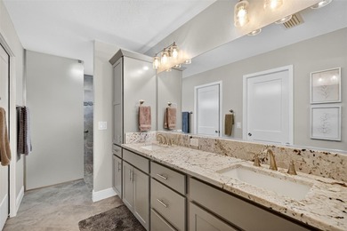 EXQUISITE 3/2 Winslow Courtyard Villa with UNDER-AIR, ENCLOSED on Pennbrooke Fairways in Florida - for sale on GolfHomes.com, golf home, golf lot