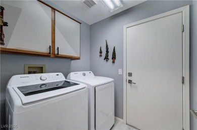 Fully remodeled 2 bed, 2 bath townhome in Sun City Summerlin! on Highland Falls Golf Club in Nevada - for sale on GolfHomes.com, golf home, golf lot