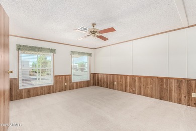 Enjoy easy, low-maintenance living in this move-in ready on Sun Lakes Country Club in Arizona - for sale on GolfHomes.com, golf home, golf lot