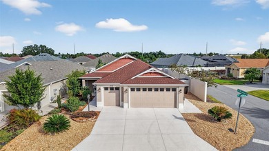 EXQUISITE 3/2 Winslow Courtyard Villa with UNDER-AIR, ENCLOSED on Pennbrooke Fairways in Florida - for sale on GolfHomes.com, golf home, golf lot