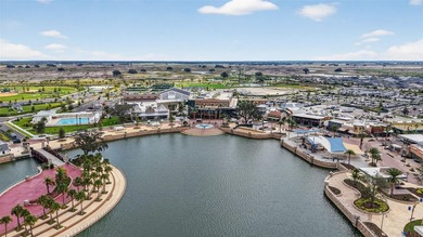 EXQUISITE 3/2 Winslow Courtyard Villa with UNDER-AIR, ENCLOSED on Pennbrooke Fairways in Florida - for sale on GolfHomes.com, golf home, golf lot