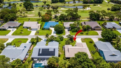 This spacious 3-bedroom, 2-bathroom home with a 2-car garage is on Heritage Ridge Golf Club in Florida - for sale on GolfHomes.com, golf home, golf lot