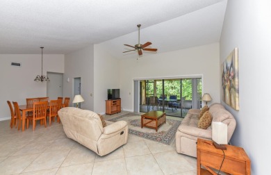 This spacious 3-bedroom, 2-bathroom home with a 2-car garage is on Heritage Ridge Golf Club in Florida - for sale on GolfHomes.com, golf home, golf lot