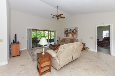 This spacious 3-bedroom, 2-bathroom home with a 2-car garage is on Heritage Ridge Golf Club in Florida - for sale on GolfHomes.com, golf home, golf lot