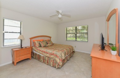 This spacious 3-bedroom, 2-bathroom home with a 2-car garage is on Heritage Ridge Golf Club in Florida - for sale on GolfHomes.com, golf home, golf lot