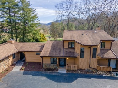 Beautiful townhome located in Mill Creek's Mountain Vistas area on Mill Creek Country Club in North Carolina - for sale on GolfHomes.com, golf home, golf lot