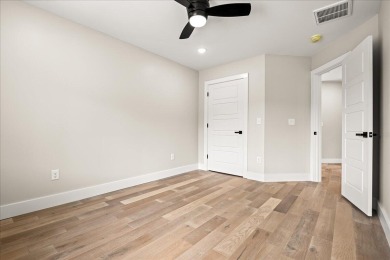 Investment Opportunity in The Oaks of London! Discover an on Crooked Creek Golf Club in Kentucky - for sale on GolfHomes.com, golf home, golf lot