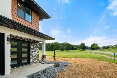 Investment Opportunity in The Oaks of London! Discover an on Crooked Creek Golf Club in Kentucky - for sale on GolfHomes.com, golf home, golf lot