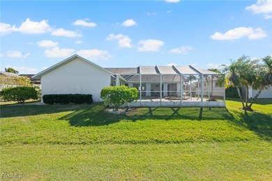 BEST Priced home in Eagle Ridge!! Spacious 4/3 Pool & Spa home on Eagle Ridge Golf and Tennis Club in Florida - for sale on GolfHomes.com, golf home, golf lot