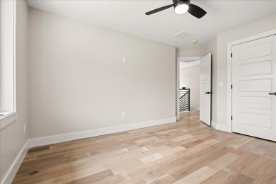 Investment Opportunity in The Oaks of London! Discover an on Crooked Creek Golf Club in Kentucky - for sale on GolfHomes.com, golf home, golf lot