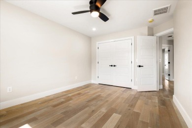 Investment Opportunity in The Oaks of London! Discover an on Crooked Creek Golf Club in Kentucky - for sale on GolfHomes.com, golf home, golf lot