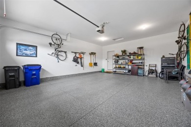 Enjoy the blend of nature and city life in this immaculate 4 on Ellis Park Golf Course in Iowa - for sale on GolfHomes.com, golf home, golf lot