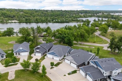 Enjoy the blend of nature and city life in this immaculate 4 on Ellis Park Golf Course in Iowa - for sale on GolfHomes.com, golf home, golf lot