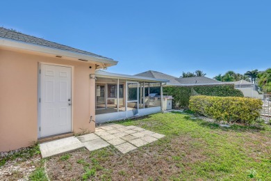 This 2-bedroom, 2-bathroom home with a split floor plan offers on The Golf Club of Jupiter in Florida - for sale on GolfHomes.com, golf home, golf lot