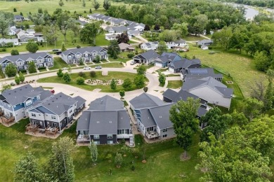 Enjoy the blend of nature and city life in this immaculate 4 on Ellis Park Golf Course in Iowa - for sale on GolfHomes.com, golf home, golf lot