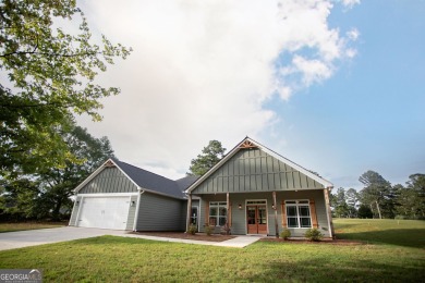 Welcome to this stunning 3-bedroom, 2-bath home perfectly on Cabin Creek Golf Club in Georgia - for sale on GolfHomes.com, golf home, golf lot