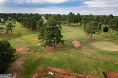Welcome to this stunning 3-bedroom, 2-bath home perfectly on Cabin Creek Golf Club in Georgia - for sale on GolfHomes.com, golf home, golf lot