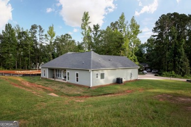 Welcome to this stunning 3-bedroom, 2-bath home perfectly on Cabin Creek Golf Club in Georgia - for sale on GolfHomes.com, golf home, golf lot