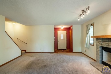 Don't miss this well-maintained and move-in-ready half-duplex on Lake Shawnee Golf Course in Kansas - for sale on GolfHomes.com, golf home, golf lot