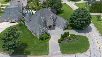 Located inside the prestigious gated Pinnacle Country Club, this on Pinnacle Country Club in Arkansas - for sale on GolfHomes.com, golf home, golf lot