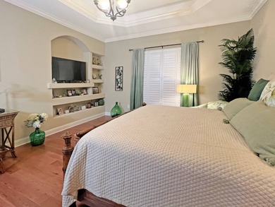 This beautiful 3BR/2.5 bath RV resort home is in the prestigious on The Great Outdoors Golf and Country Club in Florida - for sale on GolfHomes.com, golf home, golf lot