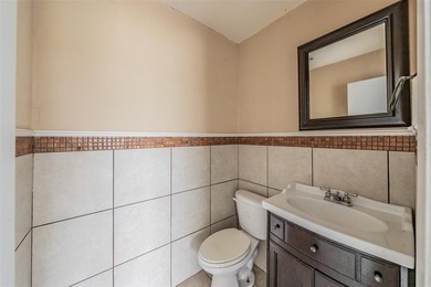 1.78 acres with a 30x40 brick shop, RV Hookup, RV and boat on Mountain Valley Country Club in Texas - for sale on GolfHomes.com, golf home, golf lot