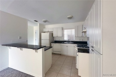 Don't miss this beautiful condo at the Lakeside Golf and Country on LakeSide Country Club in Florida - for sale on GolfHomes.com, golf home, golf lot