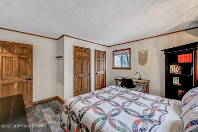 Unwind from a busy life to 1266 Longrifle. Sharing the relaxed on Lake Naomi Timber Trails Golf Club in Pennsylvania - for sale on GolfHomes.com, golf home, golf lot