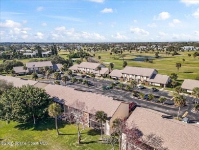 Adorable 1 bed 1.5 bath end unit with golf course views!  Both on Mallards Landing Golf Course in Florida - for sale on GolfHomes.com, golf home, golf lot