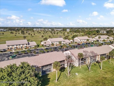 Adorable 1 bed 1.5 bath end unit with golf course views!  Both on Mallards Landing Golf Course in Florida - for sale on GolfHomes.com, golf home, golf lot