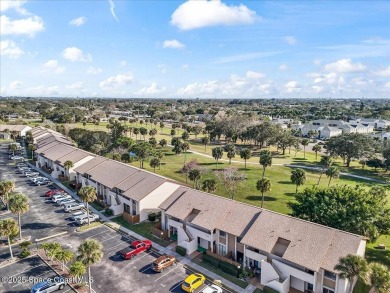 Adorable 1 bed 1.5 bath end unit with golf course views!  Both on Mallards Landing Golf Course in Florida - for sale on GolfHomes.com, golf home, golf lot